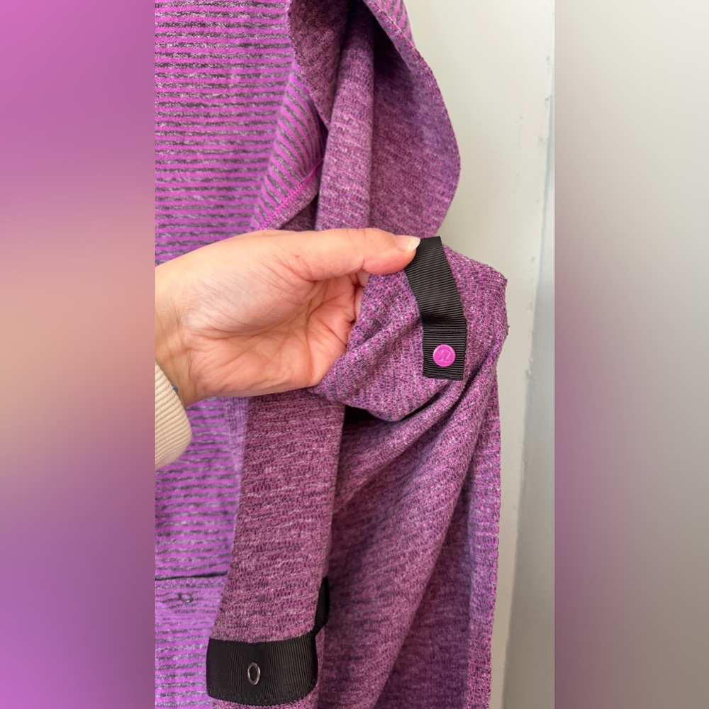 Lululemon Customizable Snap Multi-wear Versatile All-Seasons Scarf Ultra Violet‎ - Picture 8 of 8